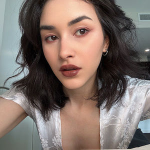 Meet your Posher, Lorrayne